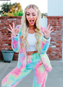 Sheila Bella wearing bright clothes