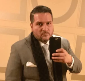 Anthony Lolli taking a selfie