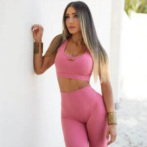 Woman wearing Maeya leggins and sports bra