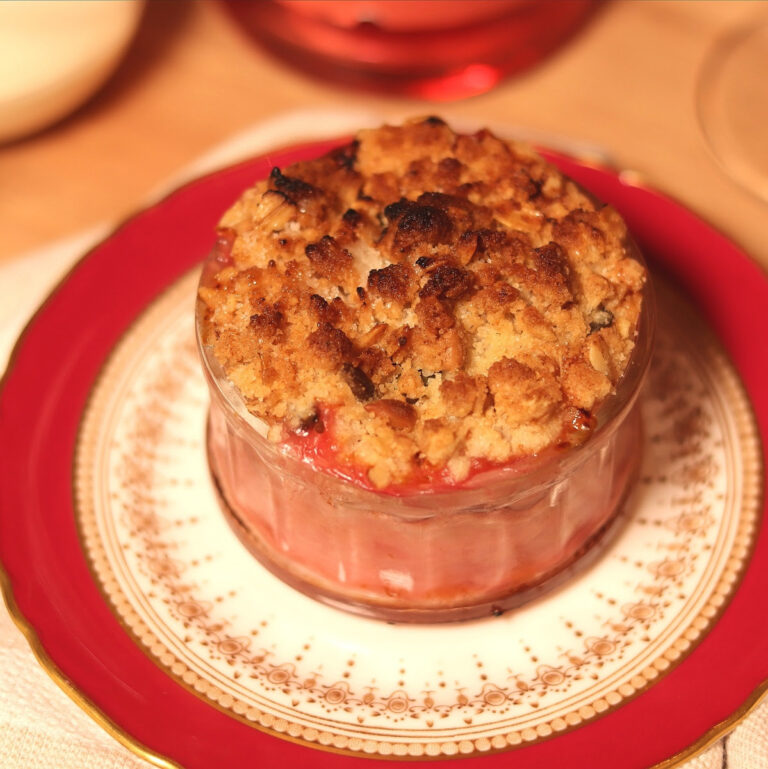 Pink Gin Rhubarb Crumble