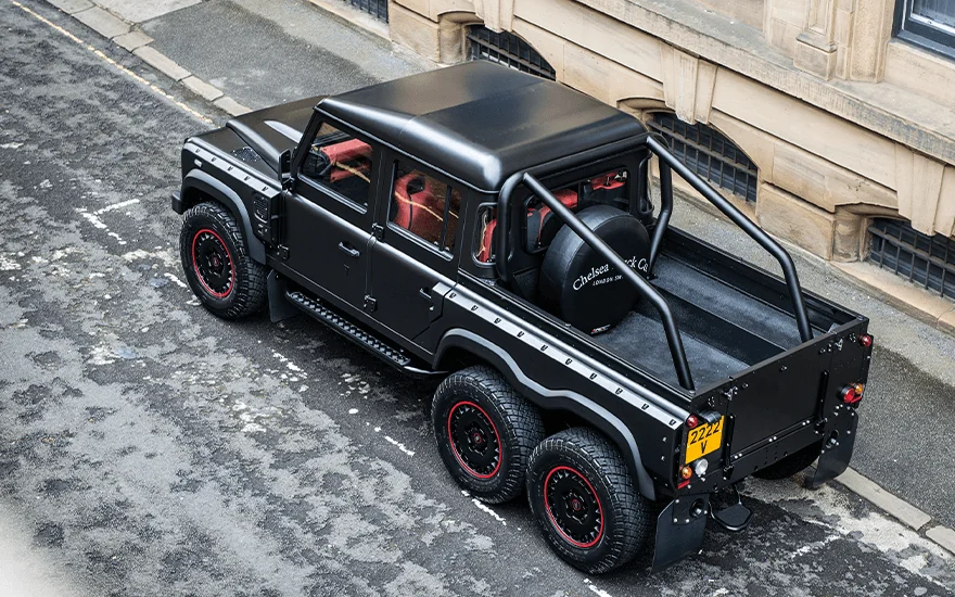 FLYING HUNTSMAN 6X6 PICKUP