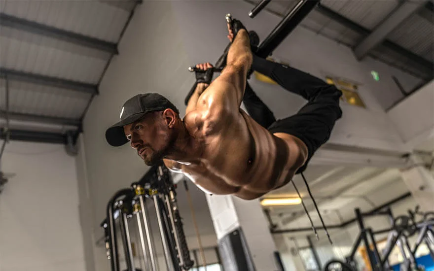 HOW TO PERFORM THE FREEFALL