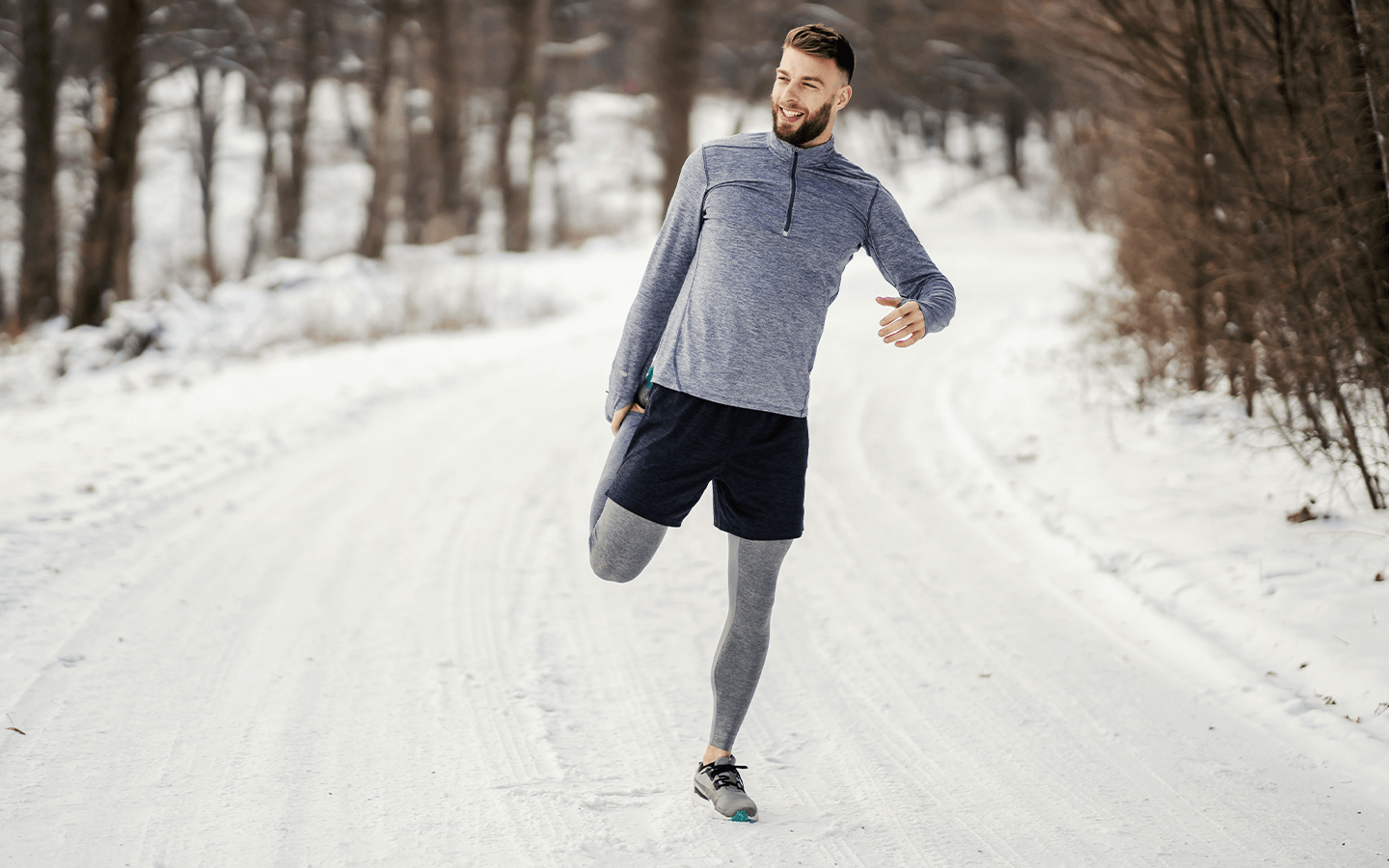 The 7 Best Men's Thermal Compression Shirts for Winter Workouts