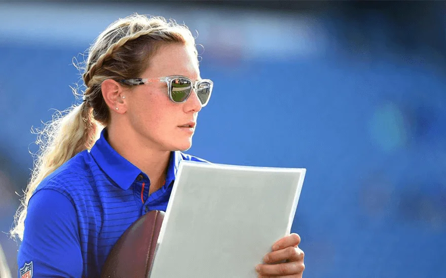 Phoebe Schecter holding a clip board